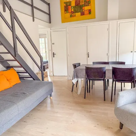 Pour 6 Personnes , De Saint Clair Apartment