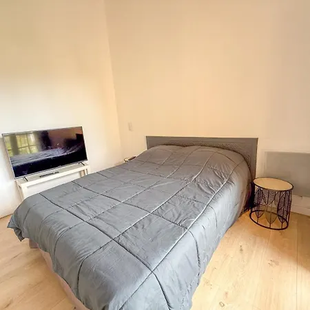 Pour 6 Personnes , De Saint Clair * Le Lavandou